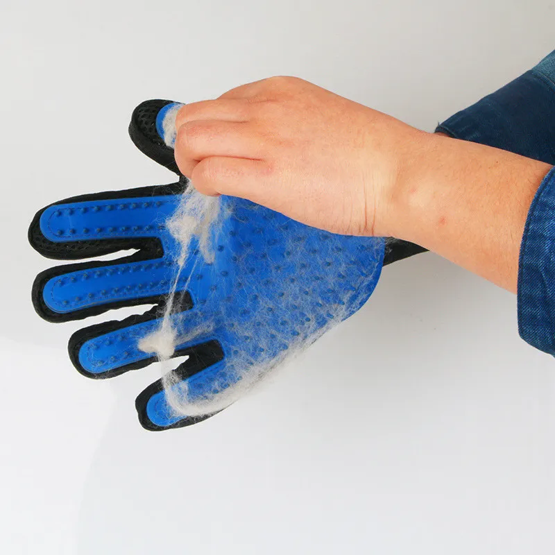 Перчатка-щетка для удаления ше – обзор и цена Pet Grooming Glove